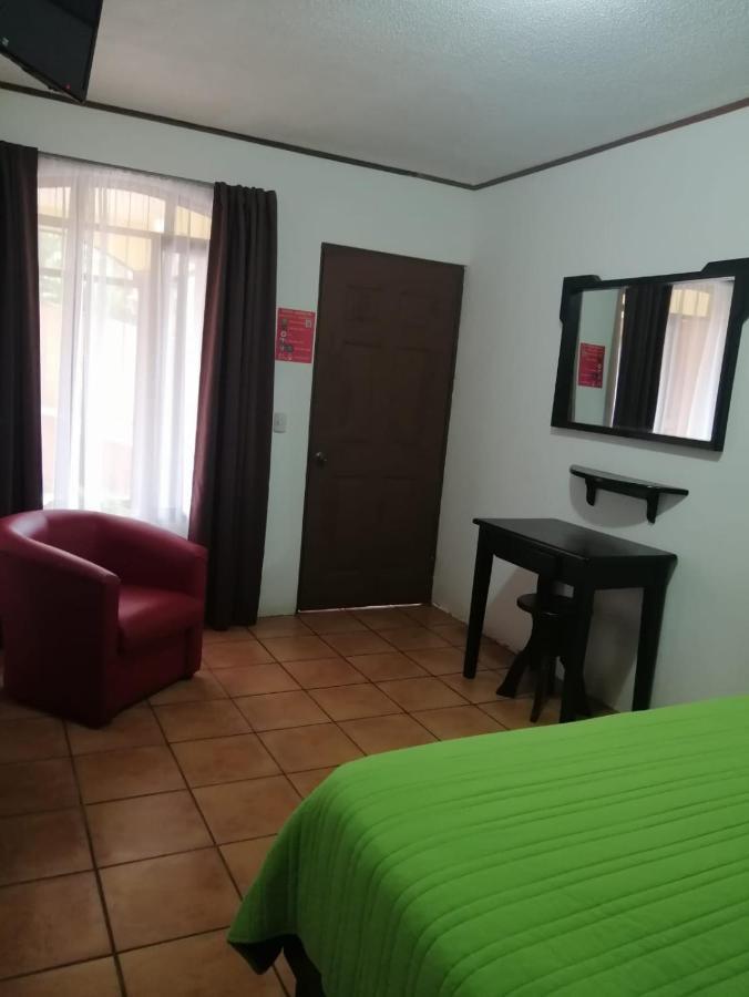 Hotel Santa Fe B&B Monteverde ภายนอก รูปภาพ